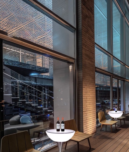 Стол светящийся круглый на металическом основании 60х60х110